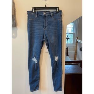 Hollister Ultra High Rise jean Legging 15R